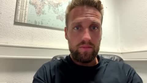 Snapshot of lovefuesse chatting on 09-19-25, 07:43 lovefuesse online show from 09-19-25, 07:43