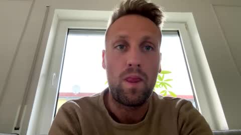 Snapshot of lovefuesse chatting on 10-26-25, 03:29 lovefuesse online show from 10-26-25, 03:29