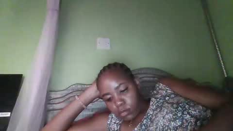 lovegal335 online show from 12-15-25, 05:01