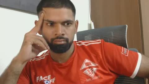 Snapshot of lovehairyindian chatting on 07-01-26, 06:40 Indian hairy online show from 07-01-26, 06:40