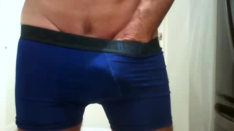 lovehairyone online show from 01-27-25, 09:44