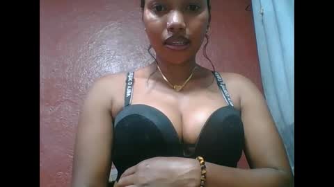 loveinlife750427 online show from 11-24-25, 08:58