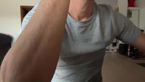 Loveisperfect online show from 10-11-25, 08:02