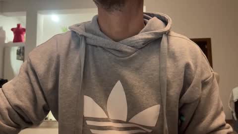 Loveisperfect online show from 12-17-25, 07:31