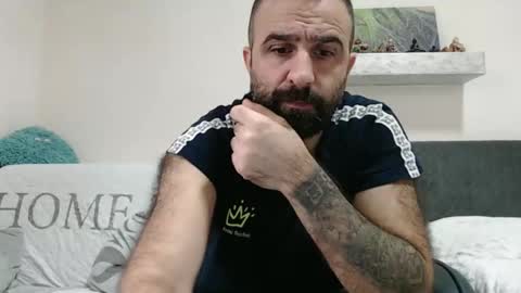 loveivat80 online show from 12-28-24, 07:33