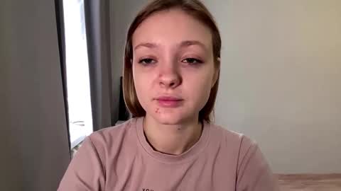 Snapshot of lovelladeboer chatting on 01-15-26, 07:13 Ella online show from 01-15-26, 07:13