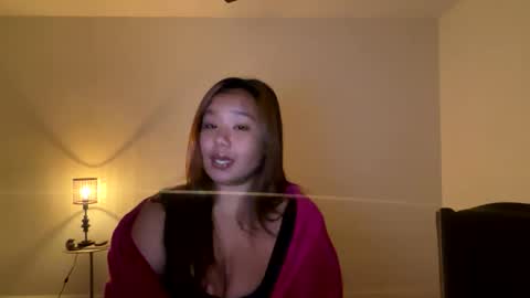 Snapshot of lovellly_ chatting on 10-01-25, 11:55 Love online show from 10-01-25, 11:55