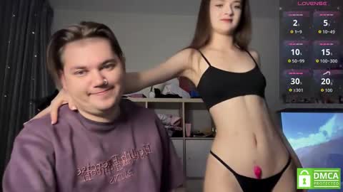 Mileena and Oliver online show from 09-18-25, 10:39