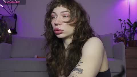 Elsa online show from 01-17-26, 05:23