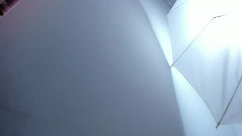 Snapshot of lovely__kiss__ chatting on 06-20-26, 06:11 Kissy online show from 06-20-26, 06:11