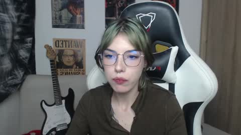 Cassie online show from 01-30-25, 01:22