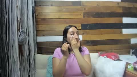 Chloe online show from 01-29-25, 10:16