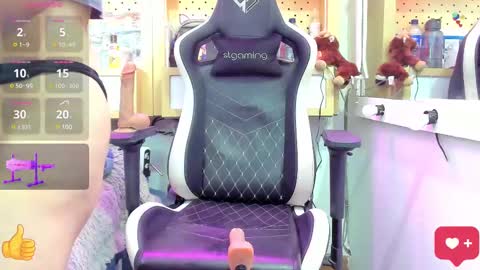 Chloe online show from 03-11-25, 10:29