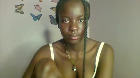 Snapshot of lovely_choco chatting on 12-17-25, 06:36 Choco online show from 12-17-25, 06:36