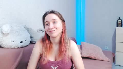 Lovely Hayley online show from 04-16-26, 09:50