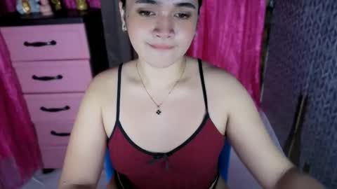 LOVE online show from 12-18-25, 01:33