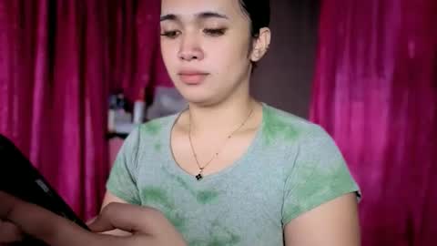 LOVE online show from 04-12-26, 01:54