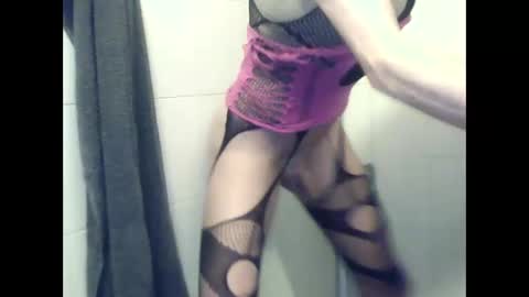 Snapshot of lovely_me165244 chatting on 12-19-24, 11:25 mooie man online show from 12-19-24, 11:25