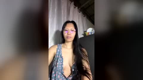 Snapshot of lovely_pinayxxx chatting on 07-16-26, 03:51 lovely_pinayxxx online show from 07-16-26, 03:51