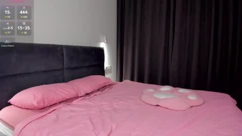 Lolly online show from 03-27-26, 01:22