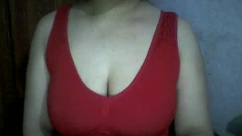 Snapshot of lovely_sweet_girl chatting on 02-09-25, 08:33 katrina follow me guys online show from 02-09-25, 08:33