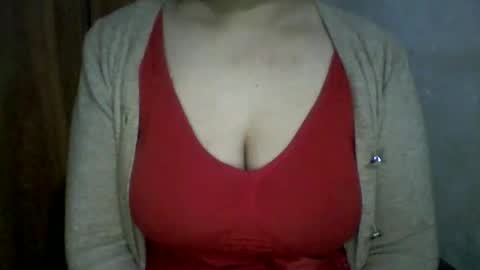 Snapshot of lovely_sweet_girl chatting on 02-11-25, 12:28 katrina follow me guys online show from 02-11-25, 12:28