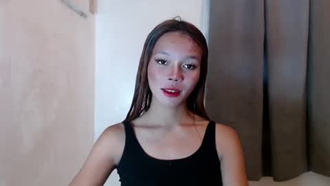 Snapshot of lovely_thea_xoxo chatting on 09-20-25, 05:08 Thea online show from 09-20-25, 05:08