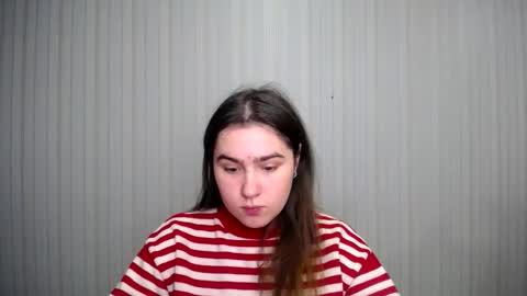 Snapshot of lovelyangel_xx chatting on 12-09-24, 10:54 lovelyangel_xx online show from 12-09-24, 10:54