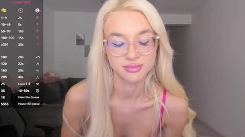 lovelybianca_ online show from 04-07-26, 08:31