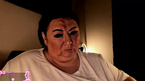 Snapshot of lovelyboobsx chatting on 09-23-25, 03:31 Anelana online show from 09-23-25, 03:31