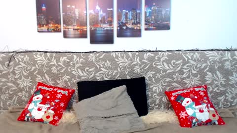 Snapshot of lovelybrowniee chatting on 12-20-24, 01:11 LovelyBrownie online show from 12-20-24, 01:11