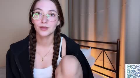 Snapshot of lovelycoupleforyou chatting on 09-23-25, 07:17 Solfiro online show from 09-23-25, 07:17