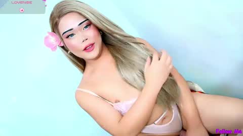 Snapshot of lovelydollsandra chatting on 11-02-25, 07:16 lovelydollsandra online show from 11-02-25, 07:16