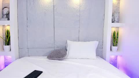 Snapshot of lovelyeyesx chatting on 03-30-26, 05:03 Lovely online show from 03-30-26, 05:03