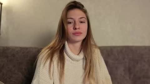 Kate only online show from 11-10-25, 12:26