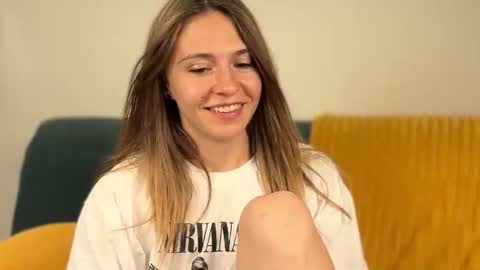 Snapshot of lovelykatea chatting on 07-18-26, 02:43 Kate only online show from 07-18-26, 02:43