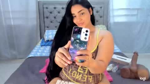 Snapshot of lovelykendall chatting on 01-28-25, 10:34 Kendall online show from 01-28-25, 10:34