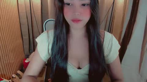 Snapshot of lovelylaiza chatting on 01-08-26, 12:24 Cutie Laiza online show from 01-08-26, 12:24