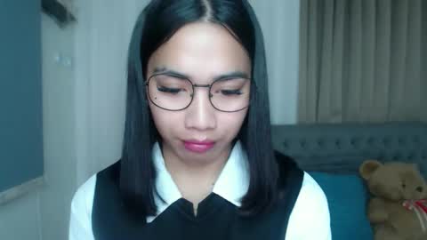 lovelymae18 online show from 03-26-26, 11:32