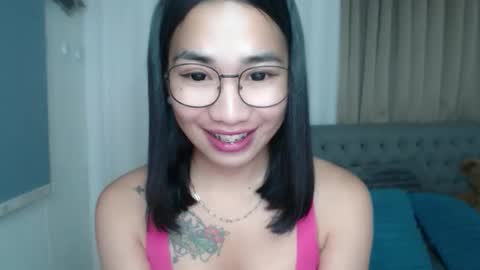 lovelymae18 online show from 03-28-26, 12:10