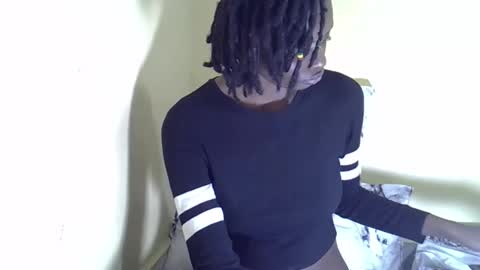 lovelymee2 online show from 11-08-25, 12:22