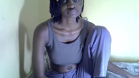 lovelymee2 online show from 11-22-25, 07:35