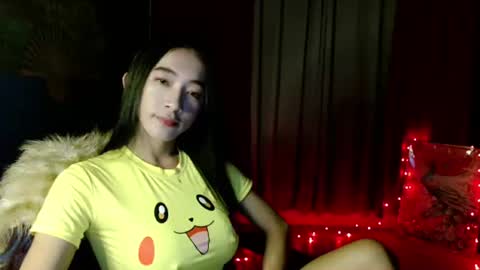 lovelypetite143 online show from 02-10-26, 04:38