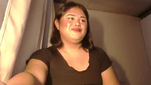 Snapshot of lovelypinaychubsx chatting on 12-30-24, 05:44 lovely online show from 12-30-24, 05:44