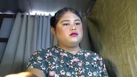 Snapshot of lovelypinaychubsx chatting on 01-15-25, 06:01 lovely online show from 01-15-25, 06:01