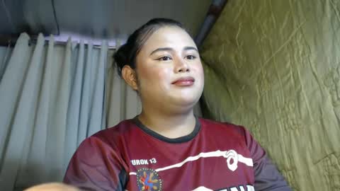 Snapshot of lovelypinaychubsx chatting on 01-21-25, 08:52 lovely online show from 01-21-25, 08:52