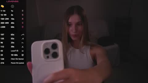 Anna online show from 07-31-26, 03:11
