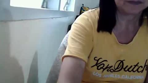 Snapshot of lovelysweetie4u chatting on 05-23-26, 05:34 eunice online show from 05-23-26, 05:34