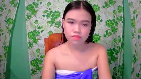 Snapshot of lovemae352295 chatting on 01-17-25, 05:53 lovemae352295 online show from 01-17-25, 05:53
