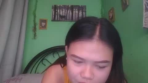 Snapshot of lovemae352295 chatting on 11-25-25, 06:02 lovemae352295 online show from 11-25-25, 06:02